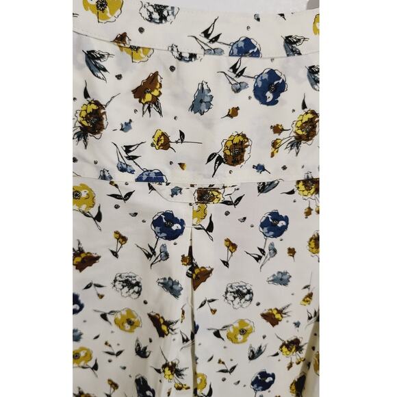 Duluth Trading Co Floral White Button Up Wrinklefighter Tunic Medium NEW - Picture 9 of 10